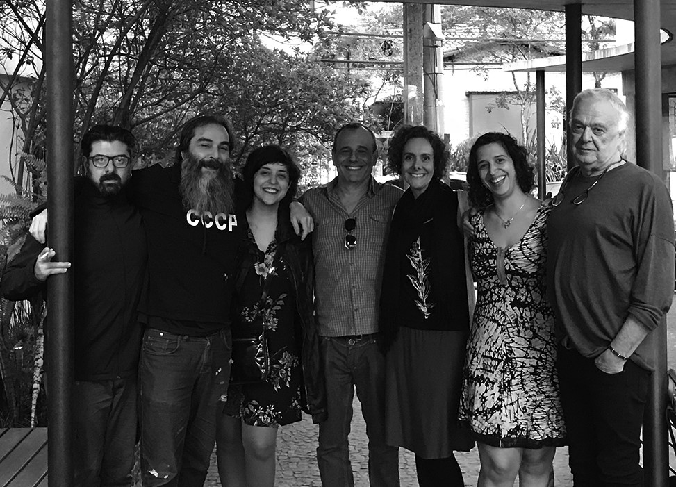 Bando selvagem: terreno baldio