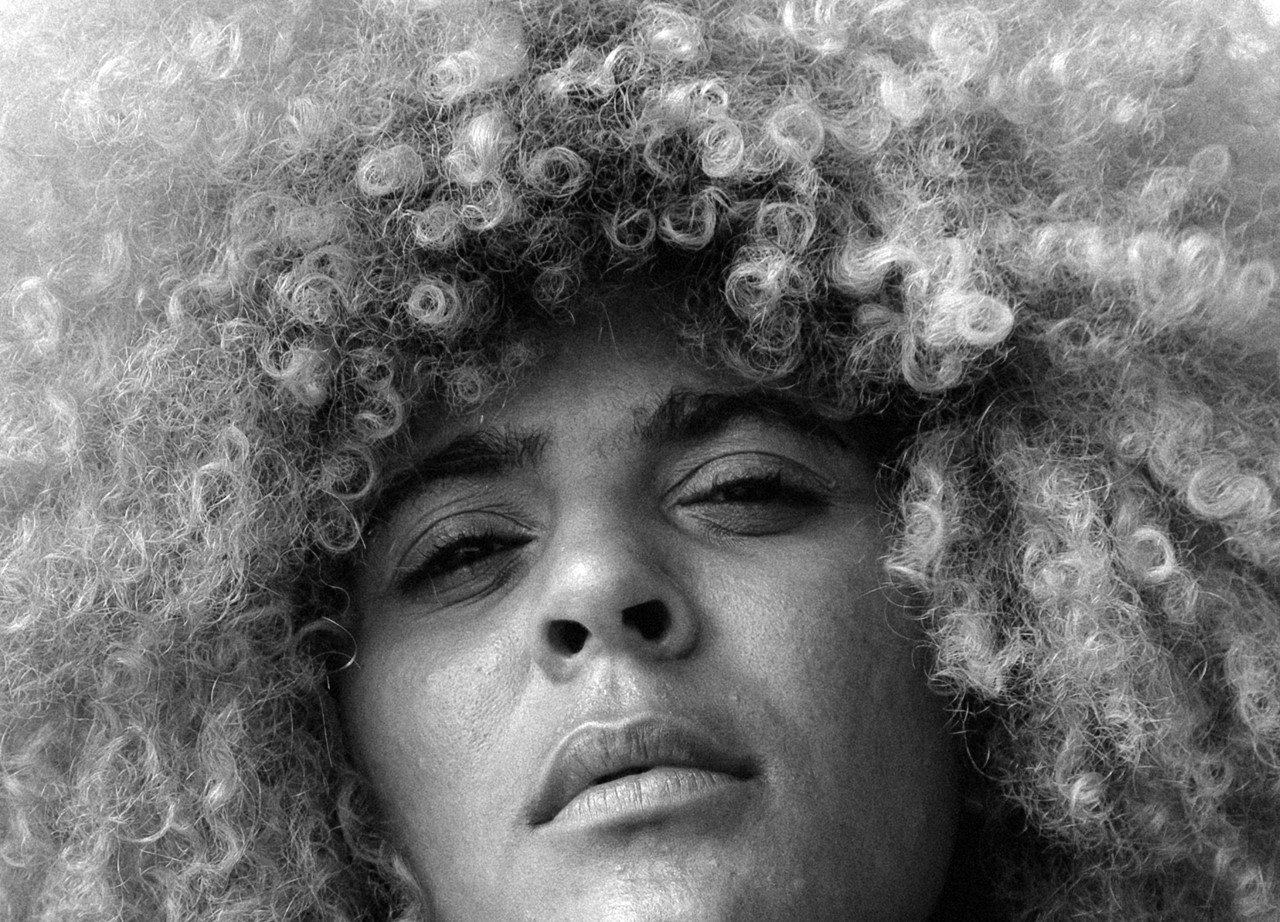 JOsyara: mansa fúria abraça luê e barbara santos